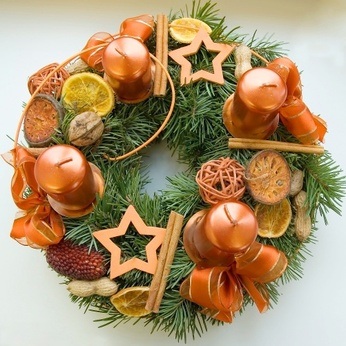 Adventný veniec - vianočné dekorácie